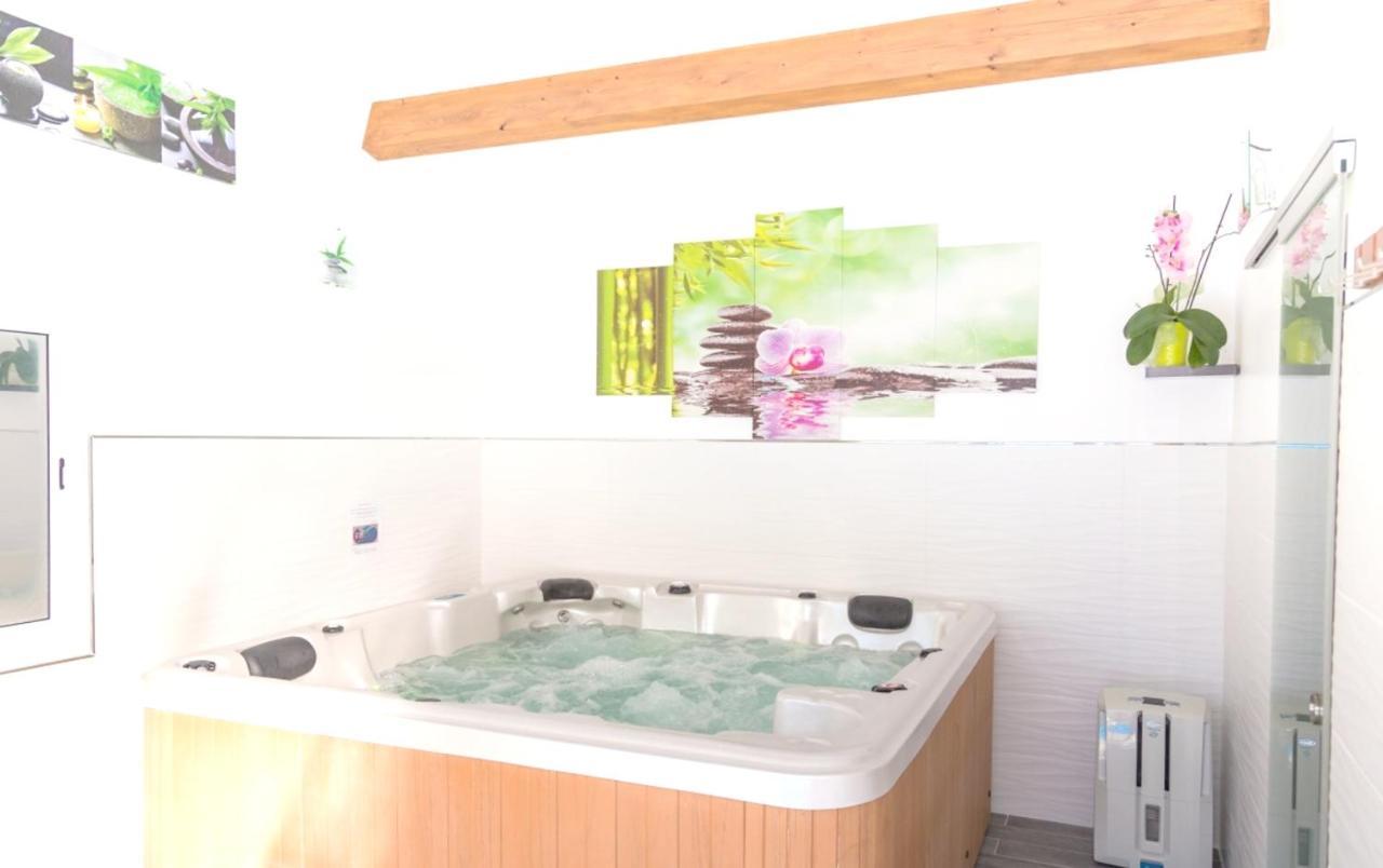 Appartement Elegant Avec Piscine Privee A Plan D'Aups Sainte Baume 55 M² Экстерьер фото